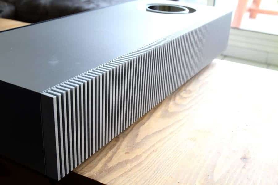 Naim Mu-So - Le dissipateur thermique est d'une discrétion relative...