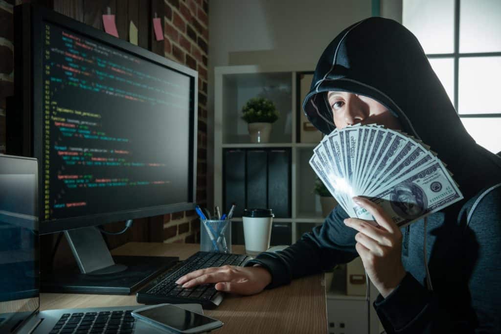 Sur Internet, des gens mal intentionnés peuvent vous extorquer de l'argent