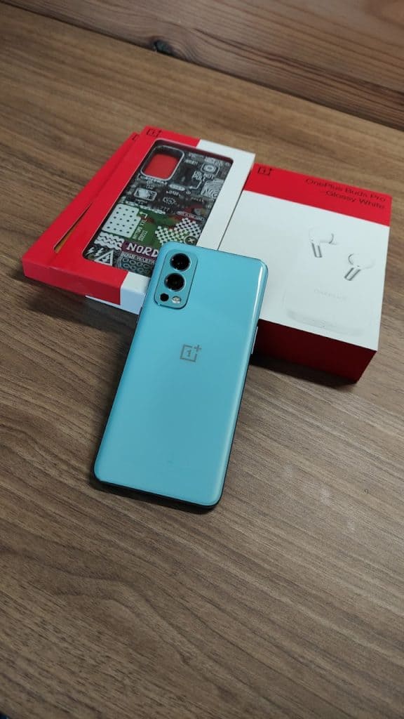 OnePlus Nord 2 : des finitions impeccables
