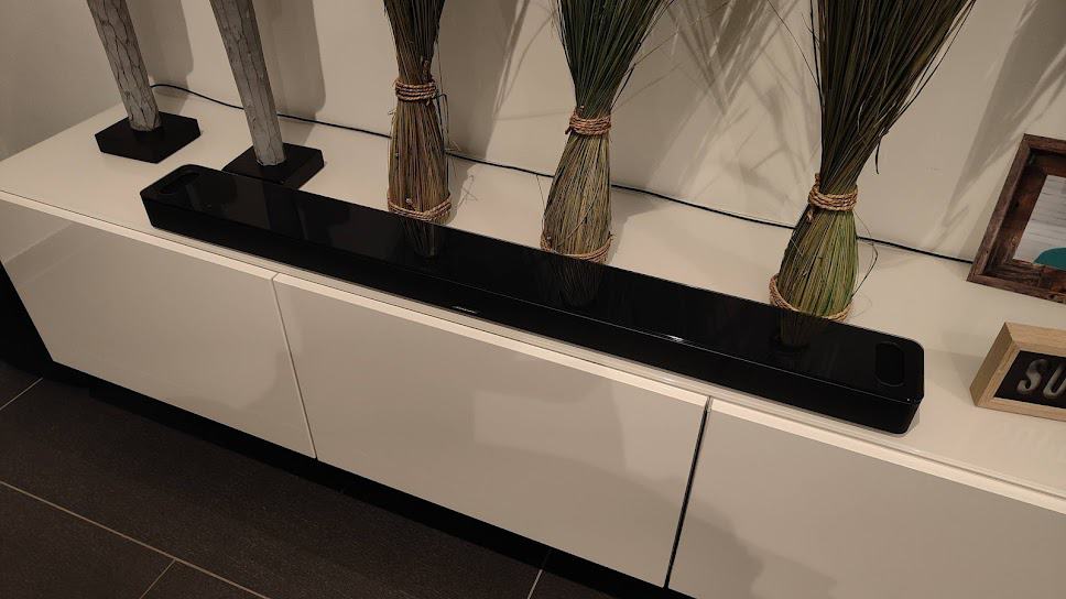 Bose Smart soundbar 900 : une fois installé, c'est assez joli