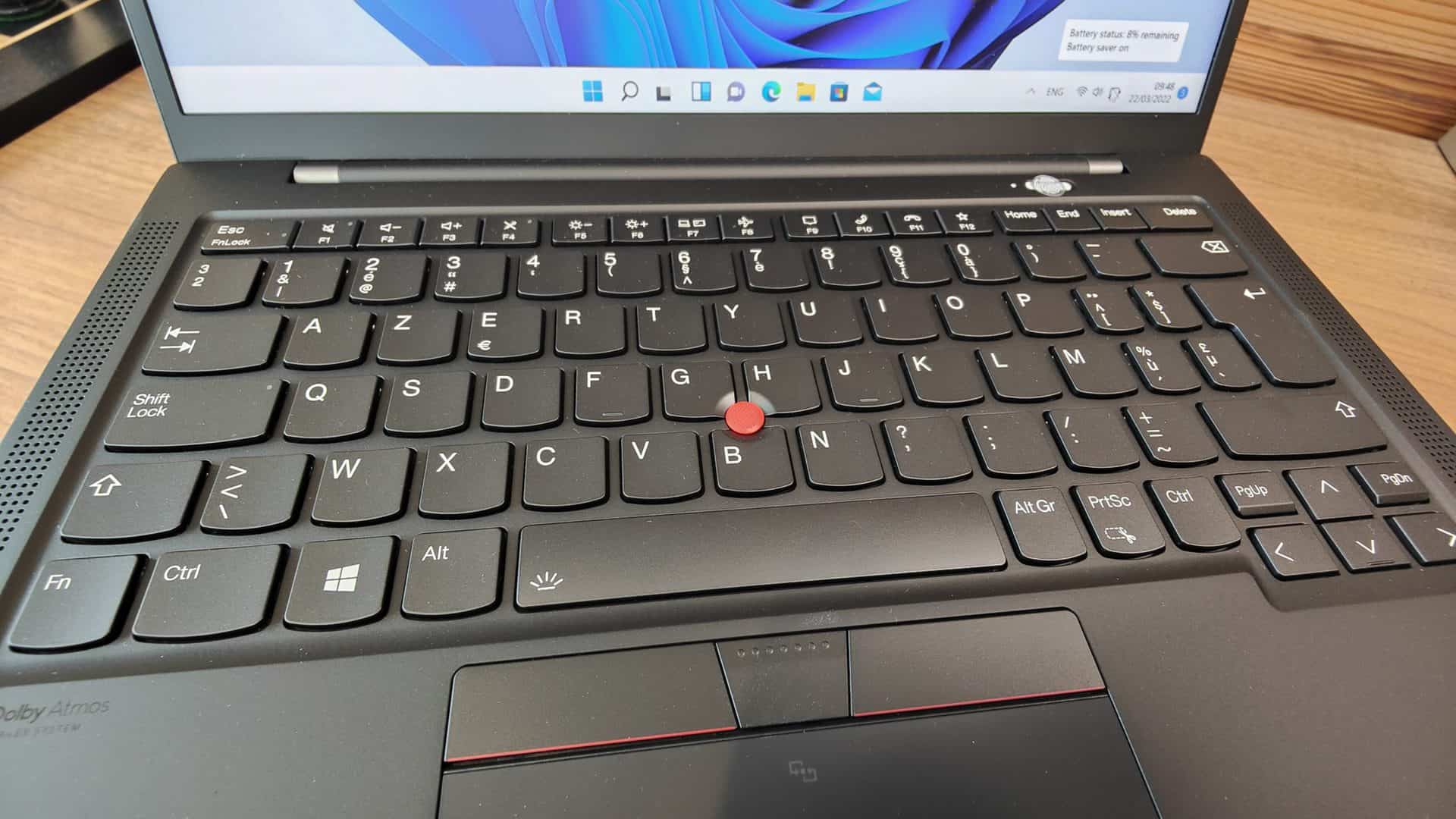Thinkpad X1 Carbon - Clavier super agréable avec au centre le trackpoint