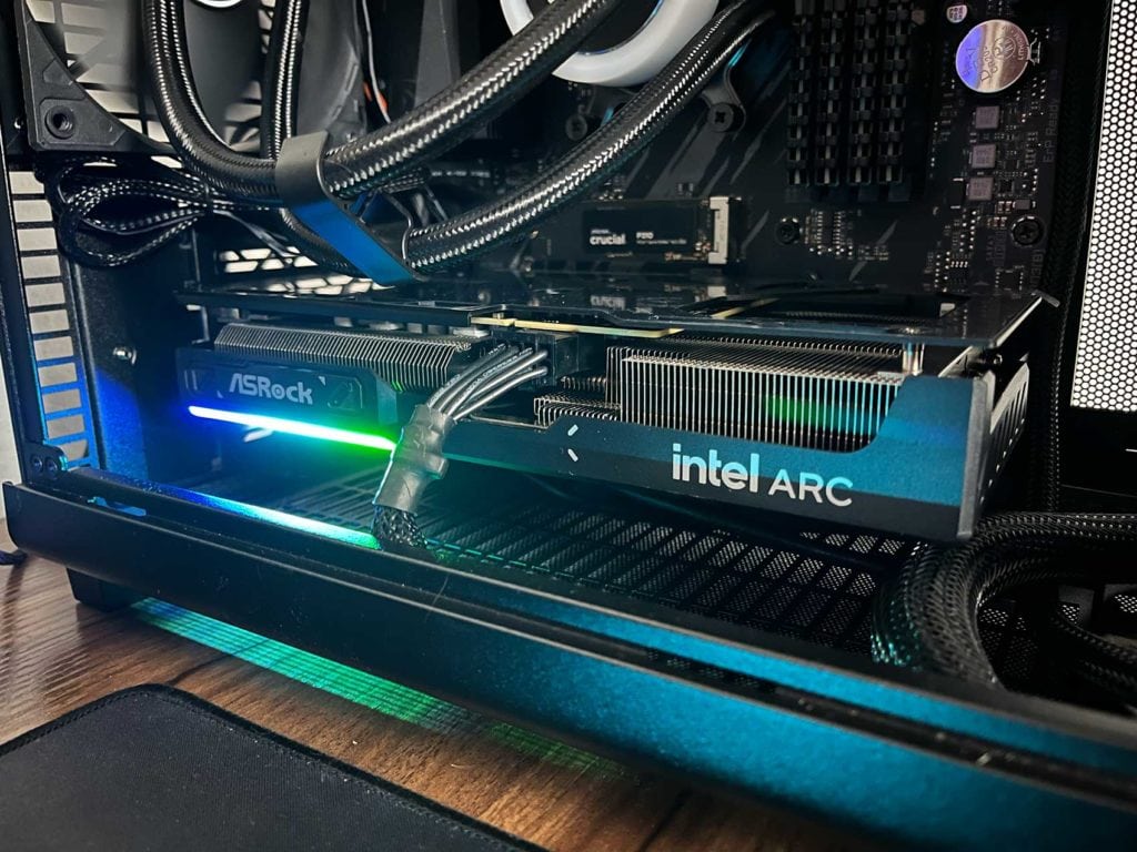 L'Intel Arc B580 montée dans un PC